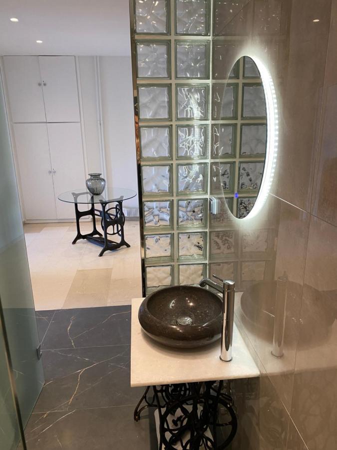 Marina Access Apartment Athena Bagian luar foto