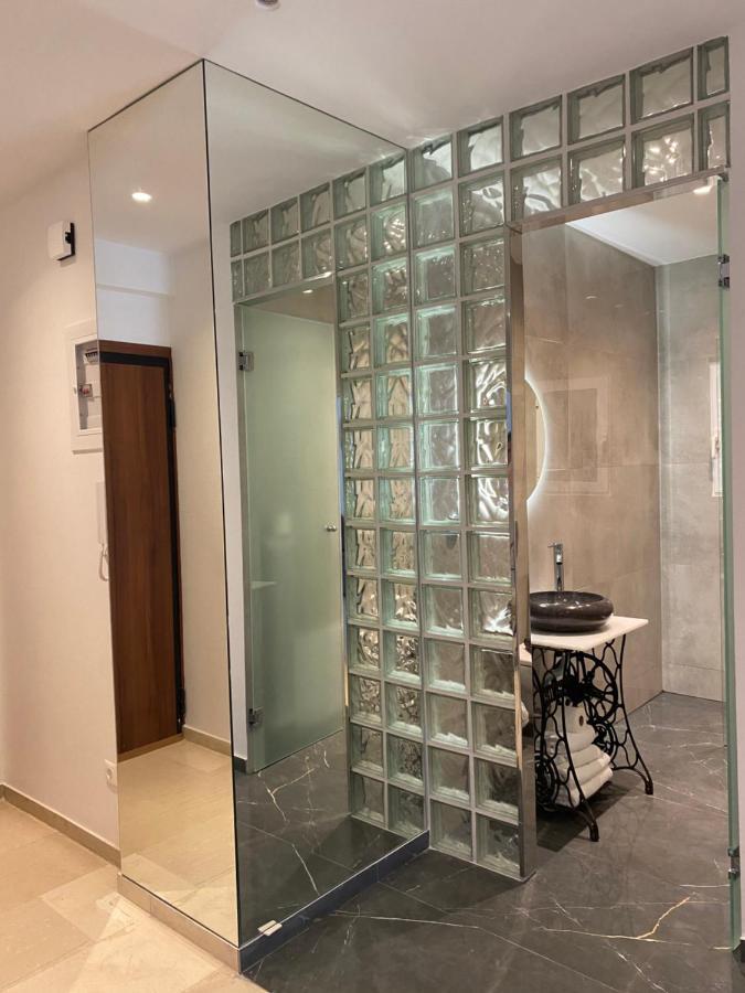 Marina Access Apartment Athena Bagian luar foto